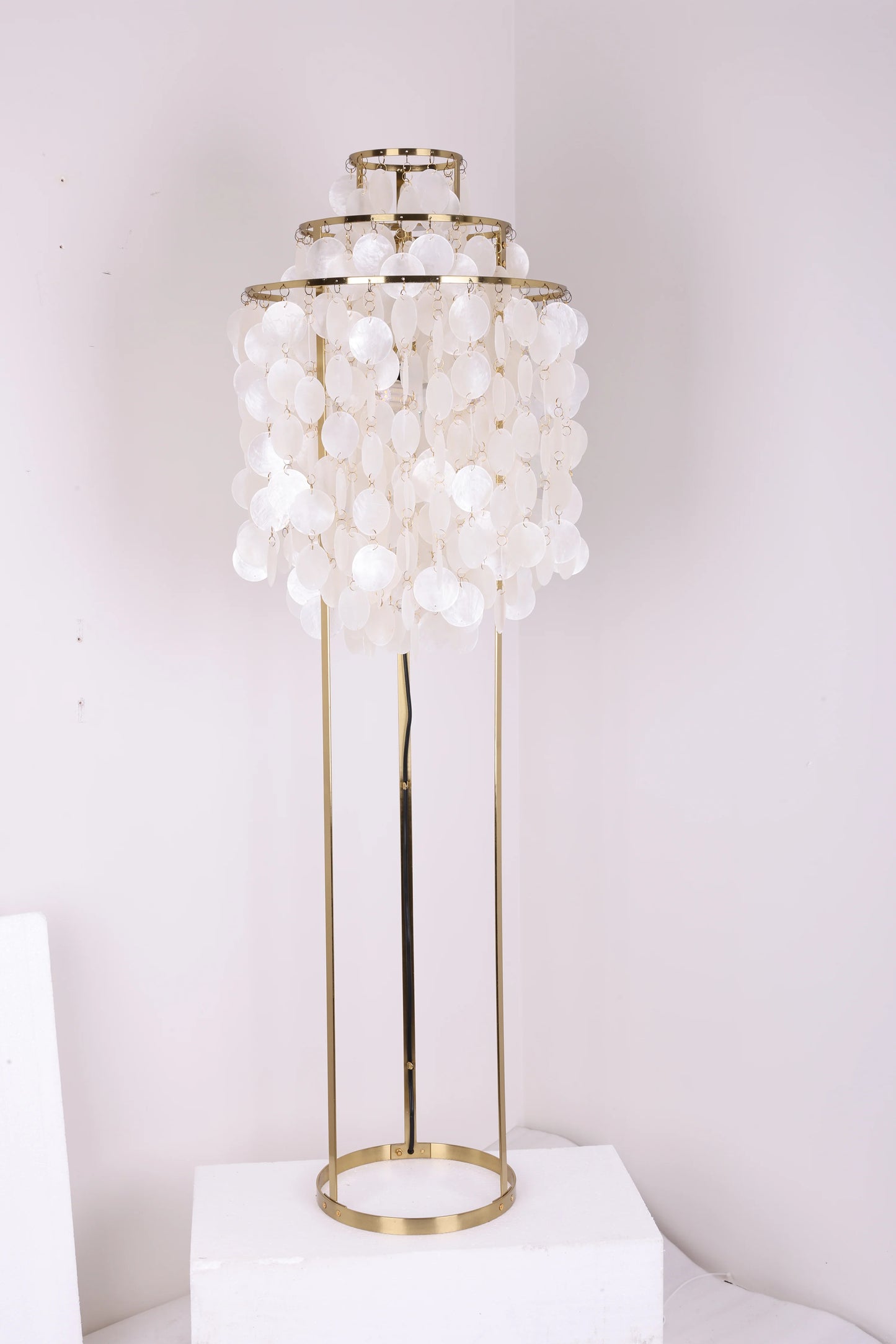 Vintage Shell Floor Lamp