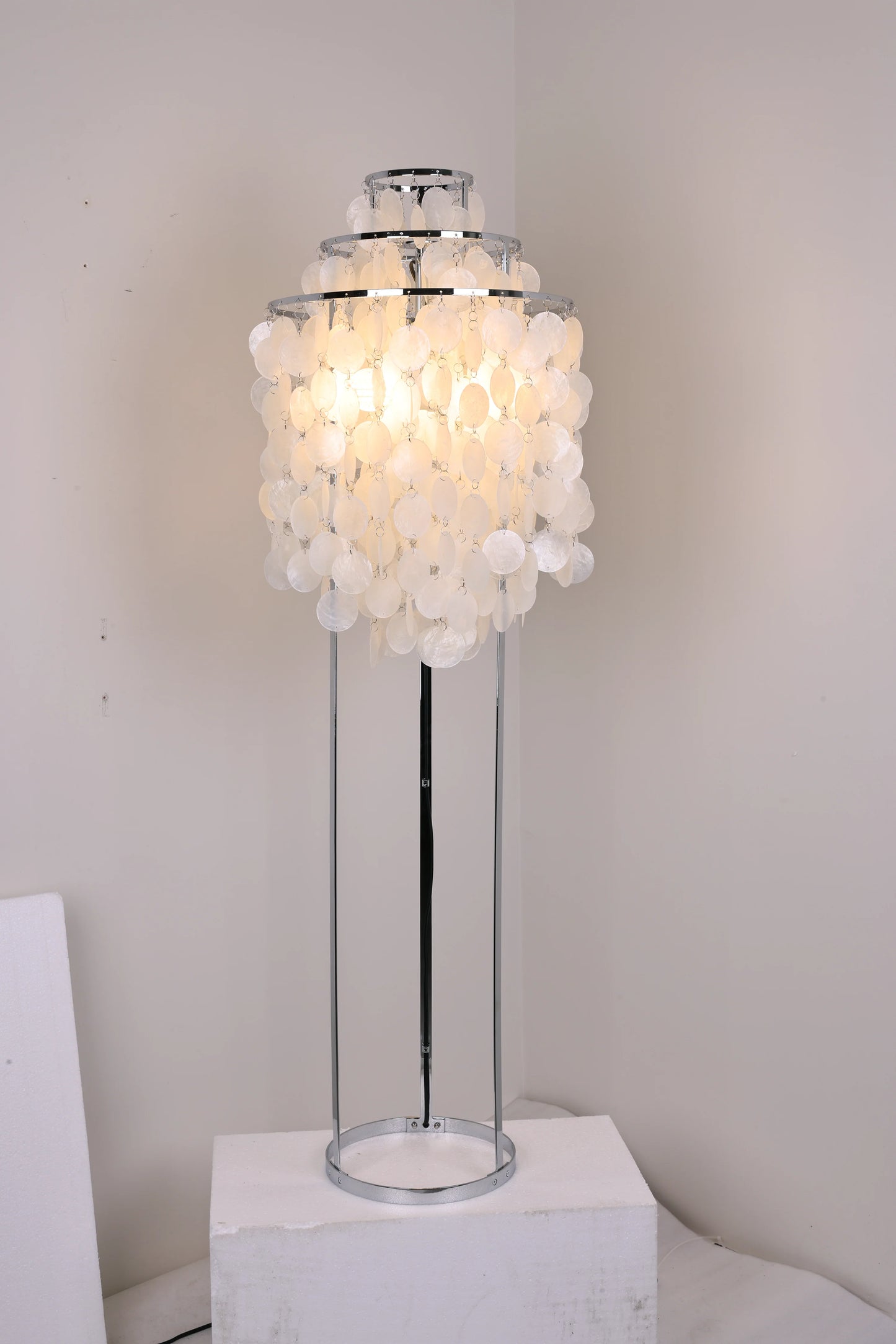Vintage Shell Floor Lamp