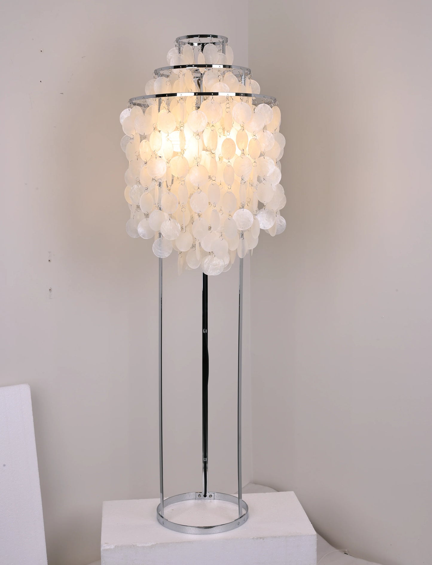 Vintage Shell Floor Lamp