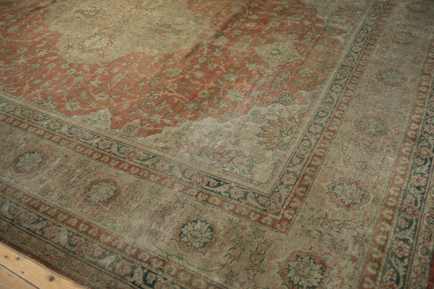 9.5x12.5 Vintage Distressed Tea Washed Kayseri Carpet