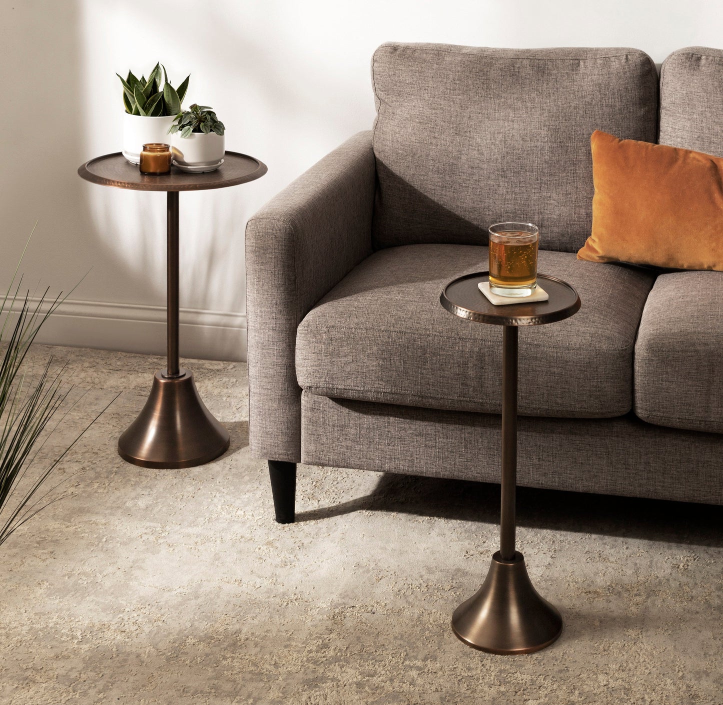 Sanzo Metal Drink Table